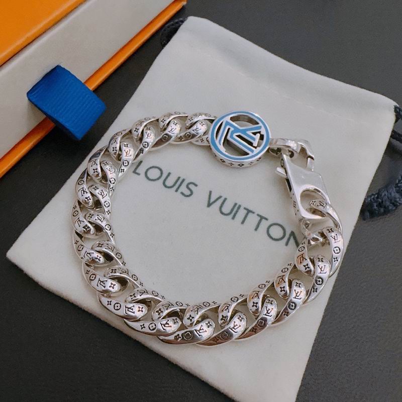 LV Bracelet 03lyr368